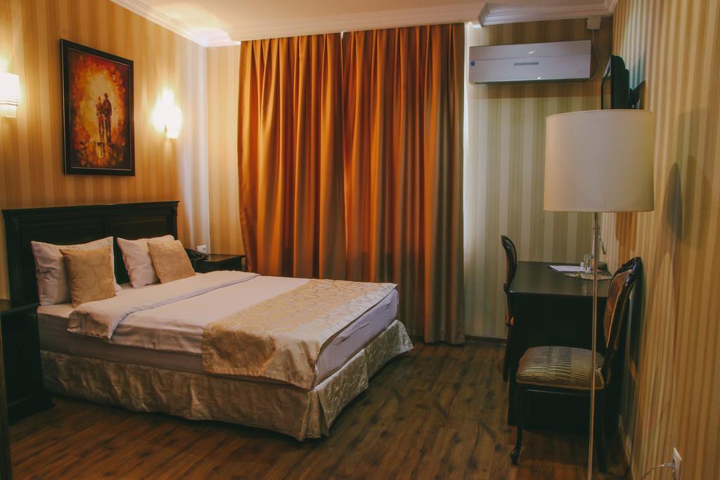 Royal Vera Boutique Hotel Tbilisi Exteriör bild